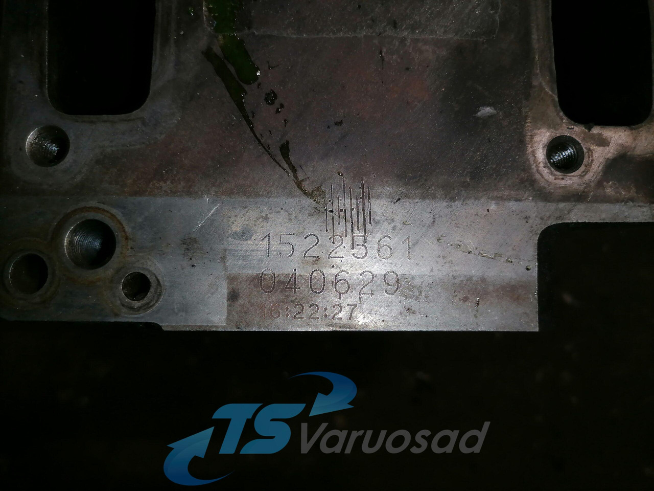 Scania Cylinder head, HPI 1522361 - Motora galva - Kravas automašīna: foto 2 Scania Cylinder head, HPI 1522361 - Motora galva - Kravas automašīna: foto 2
