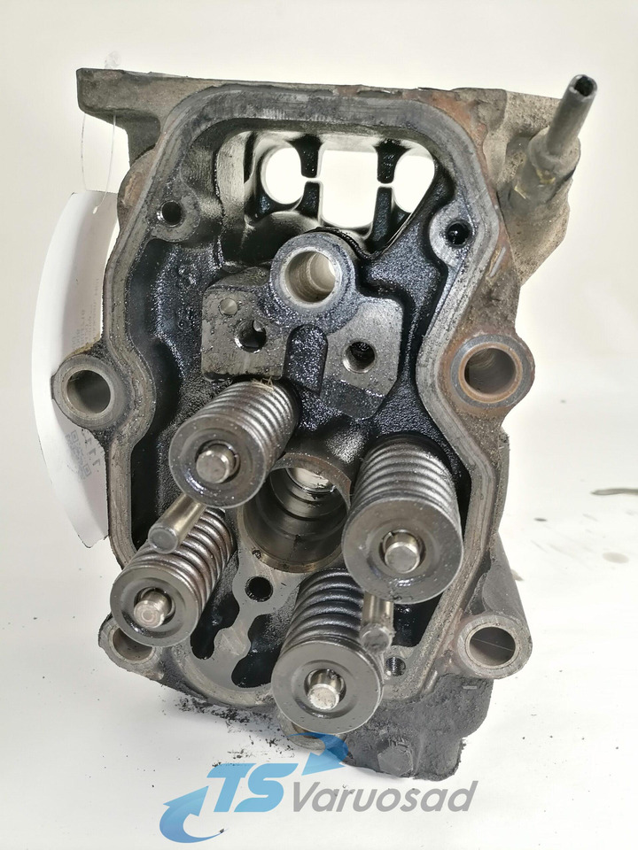 Scania Cylinder head, HPI 1804716 - Motora galva - Kravas automašīna: foto 2 Scania Cylinder head, HPI 1804716 - Motora galva - Kravas automašīna: foto 2