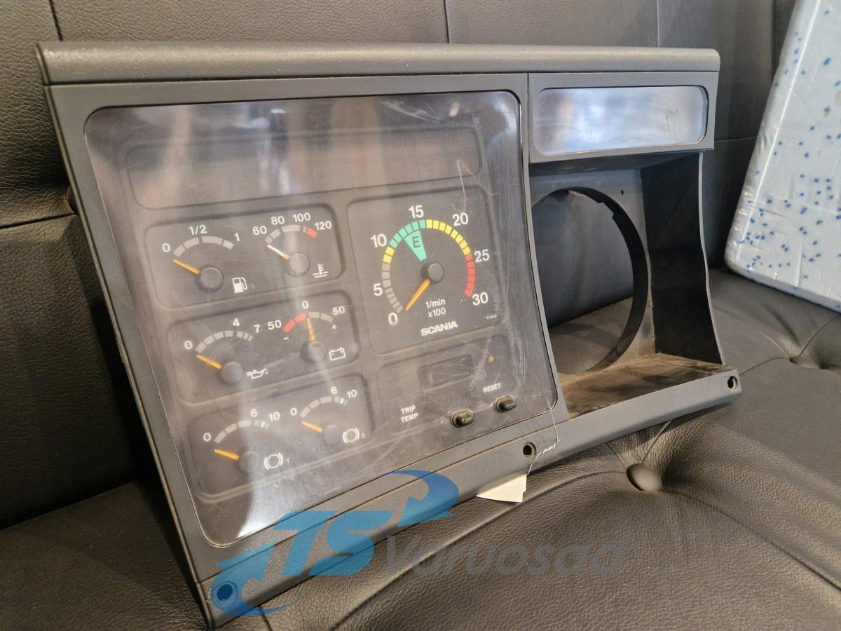 Scania Dashboard 1431962 - Mērinstrumentu panelis - Kravas automašīna: foto 1 Scania Dashboard 1431962 - Mērinstrumentu panelis - Kravas automašīna: foto 1