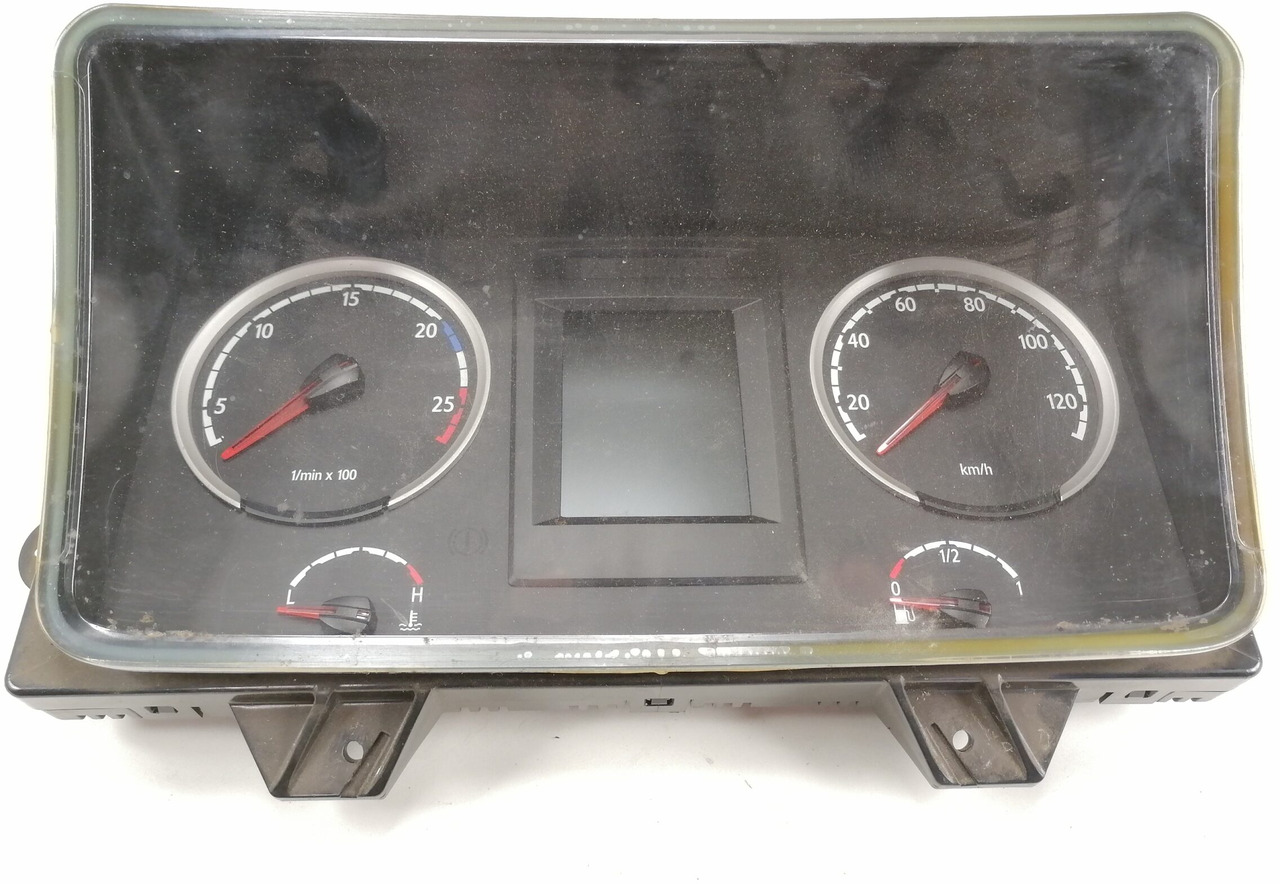 Scania Dashboard 1919014 - Mērinstrumentu panelis - Kravas automašīna: foto 2 Scania Dashboard 1919014 - Mērinstrumentu panelis - Kravas automašīna: foto 2