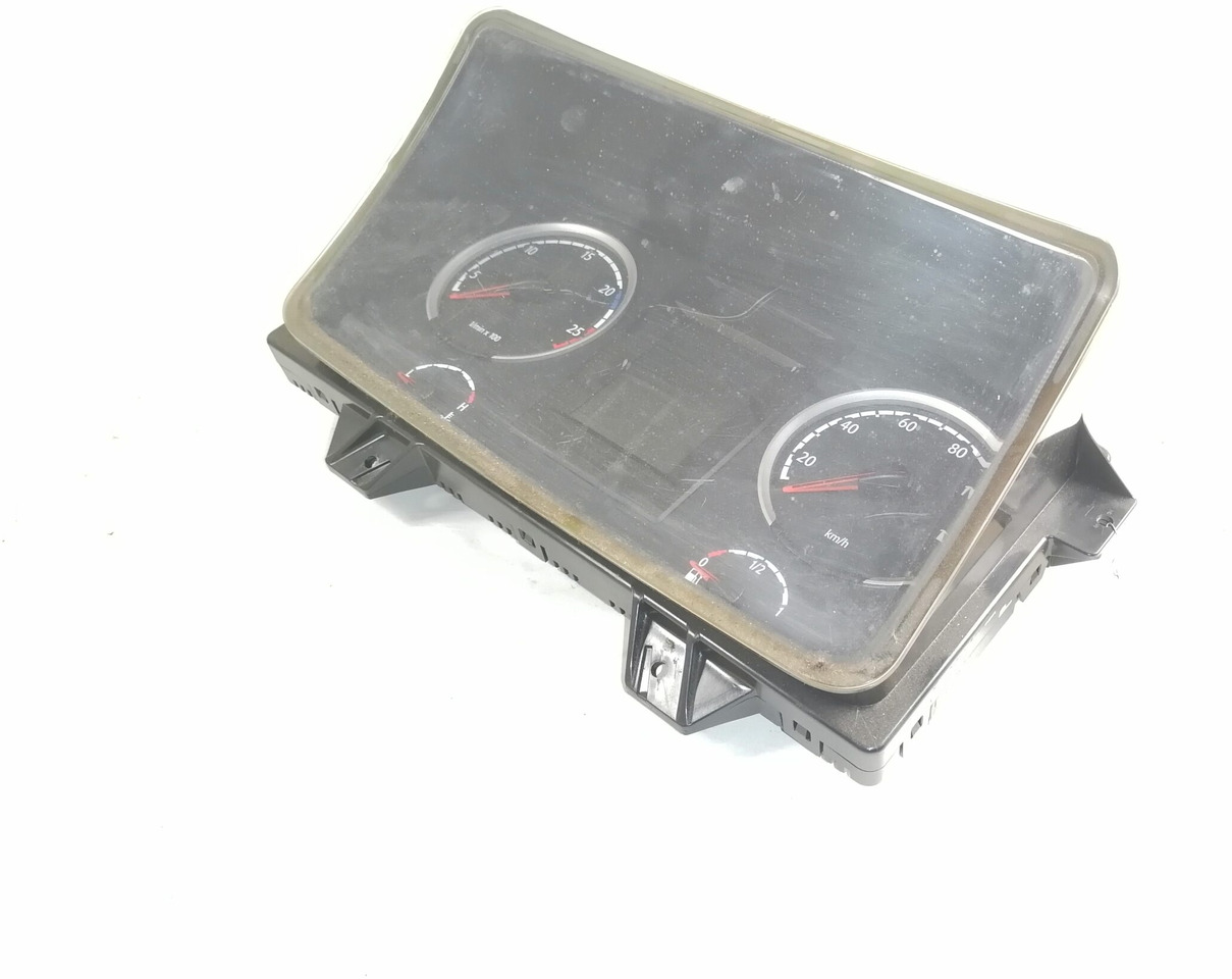 Scania Dashboard 1946411 - Mērinstrumentu panelis - Kravas automašīna: foto 1 Scania Dashboard 1946411 - Mērinstrumentu panelis - Kravas automašīna: foto 1