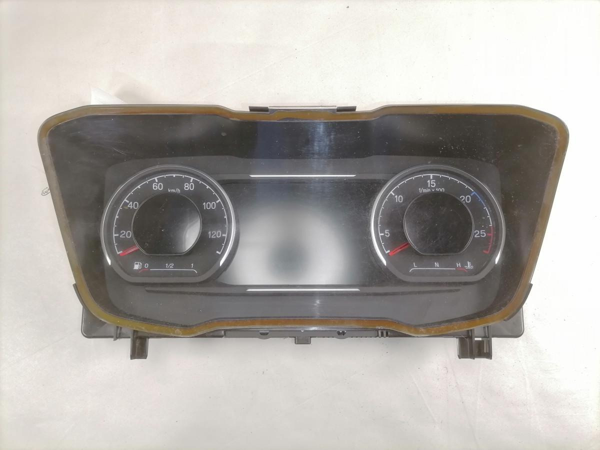 Scania Dashboard 2496979 - Mērinstrumentu panelis - Kravas automašīna: foto 3 Scania Dashboard 2496979 - Mērinstrumentu panelis - Kravas automašīna: foto 3