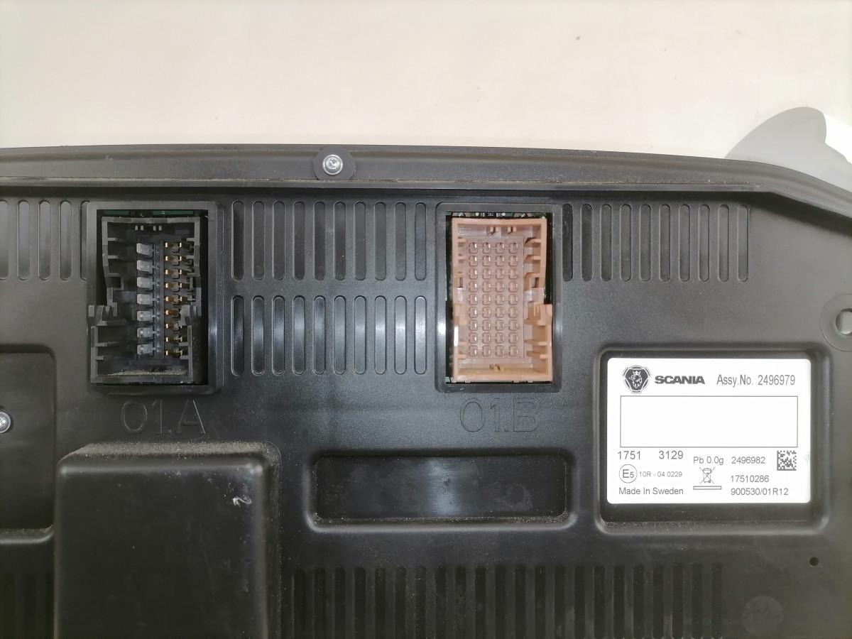 Scania Dashboard 2496979 - Mērinstrumentu panelis - Kravas automašīna: foto 5 Scania Dashboard 2496979 - Mērinstrumentu panelis - Kravas automašīna: foto 5