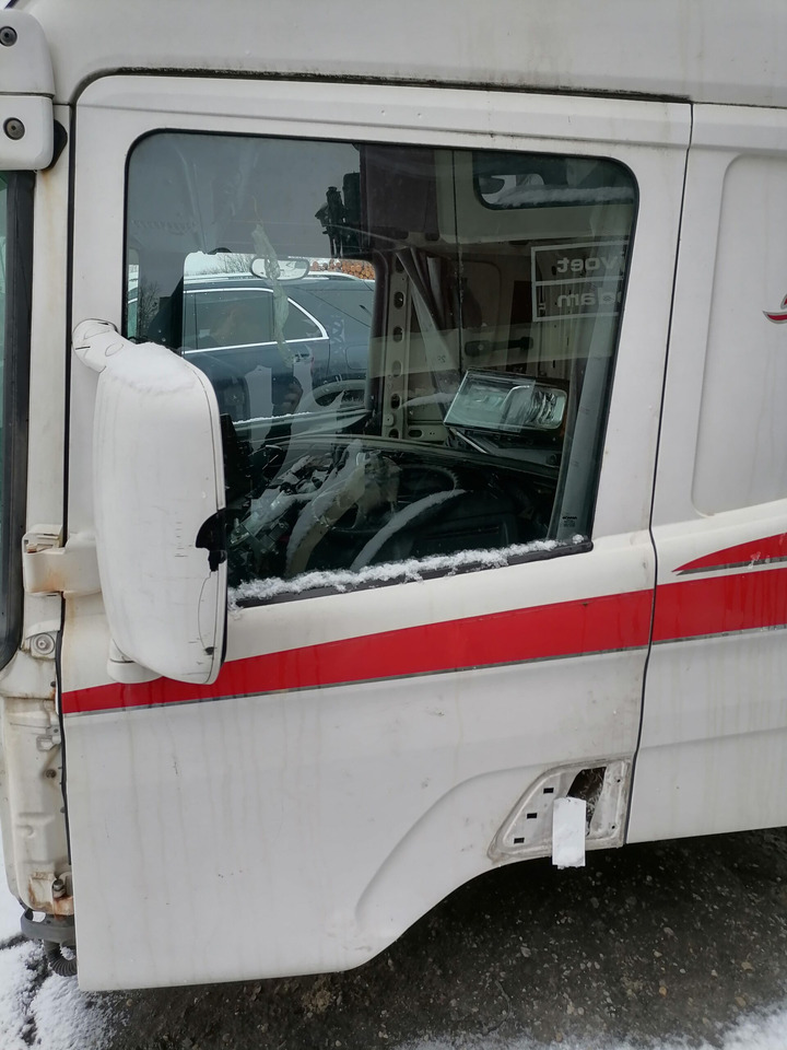 Scania Door 1476532 - Durvis un rezerves daļas - Kravas automašīna: foto 1 Scania Door 1476532 - Durvis un rezerves daļas - Kravas automašīna: foto 1