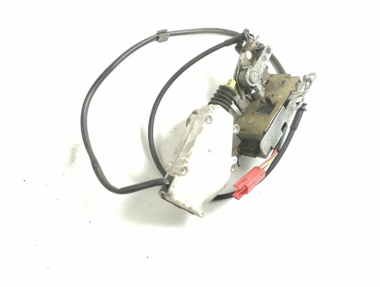 Scania Door lock 1940919 - Durvis un rezerves daļas - Kravas automašīna: foto 1 Scania Door lock 1940919 - Durvis un rezerves daļas - Kravas automašīna: foto 1