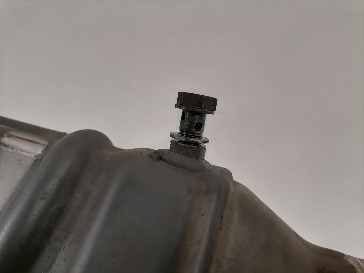 EGR dzesētājs - Kravas automašīna Scania EGR cooler 1866224: foto 6 EGR dzesētājs - Kravas automašīna Scania EGR cooler 1866224: foto 6