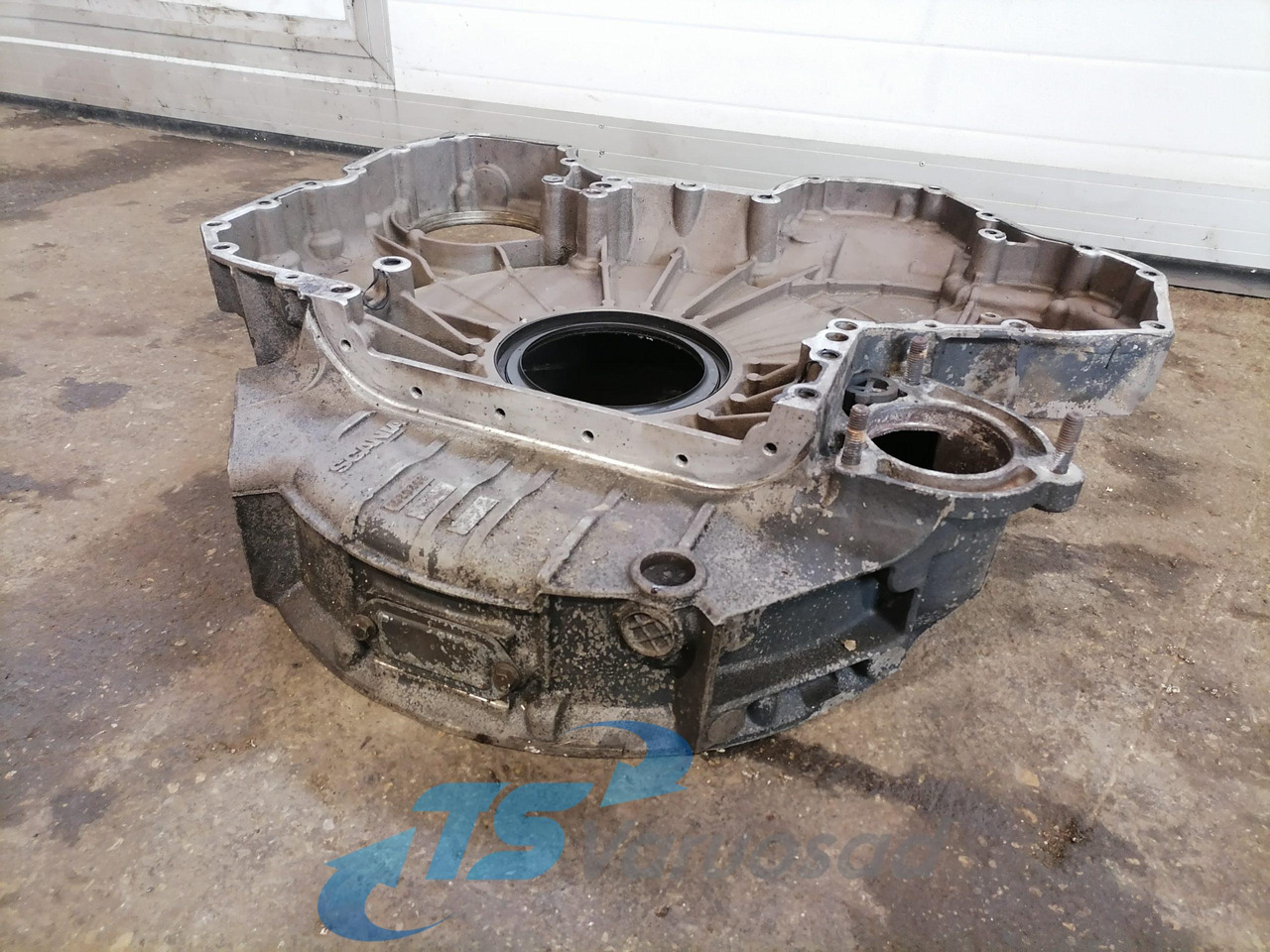 Scania Flywheel housing 1520268 - Spararats - Kravas automašīna: foto 5 Scania Flywheel housing 1520268 - Spararats - Kravas automašīna: foto 5