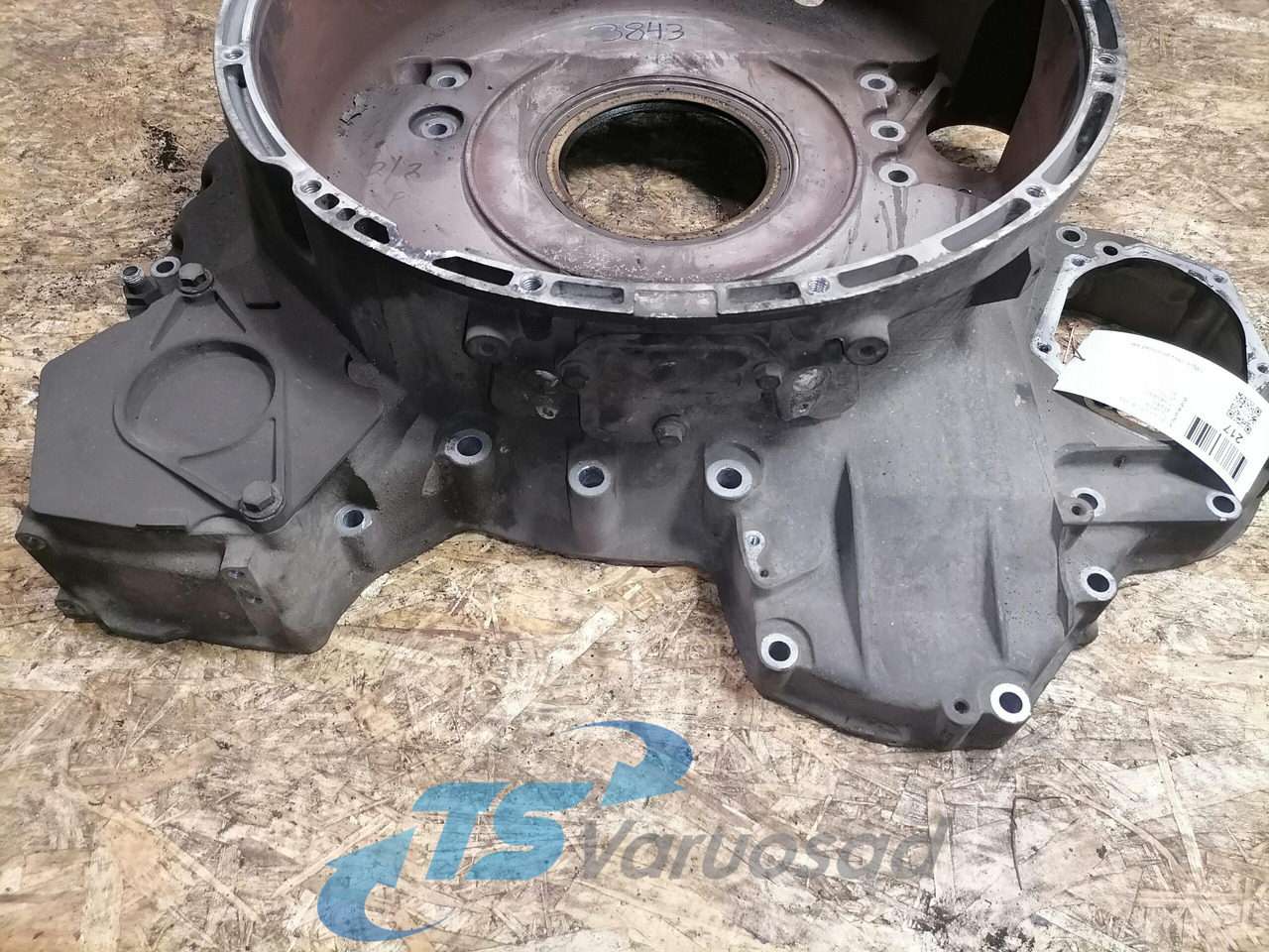 Scania Flywheel housing 1940447 - Spararats - Kravas automašīna: foto 4 Scania Flywheel housing 1940447 - Spararats - Kravas automašīna: foto 4