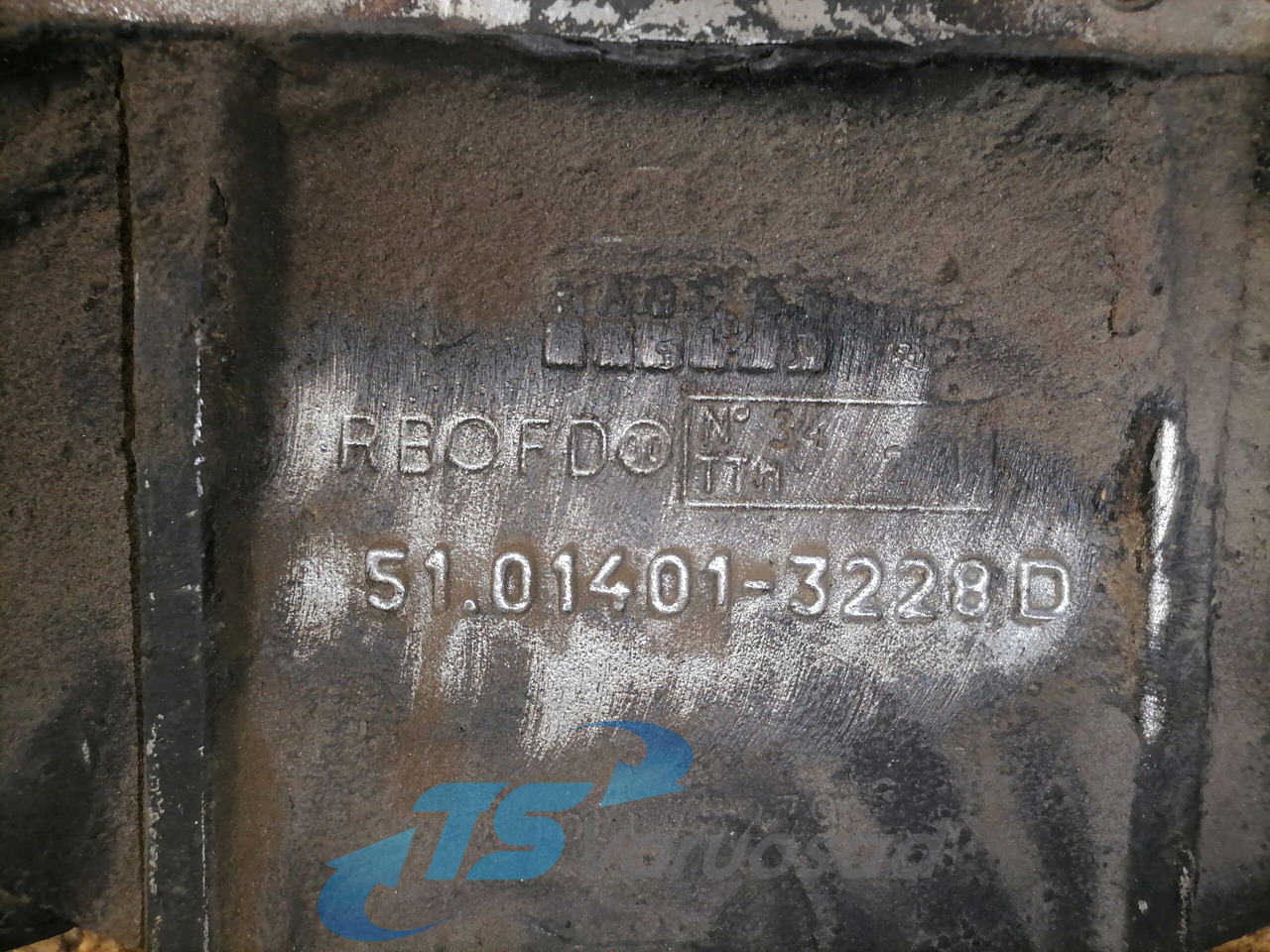 Scania Flywheel housing 51.01401-3228 - Spararats - Kravas automašīna: foto 4 Scania Flywheel housing 51.01401-3228 - Spararats - Kravas automašīna: foto 4