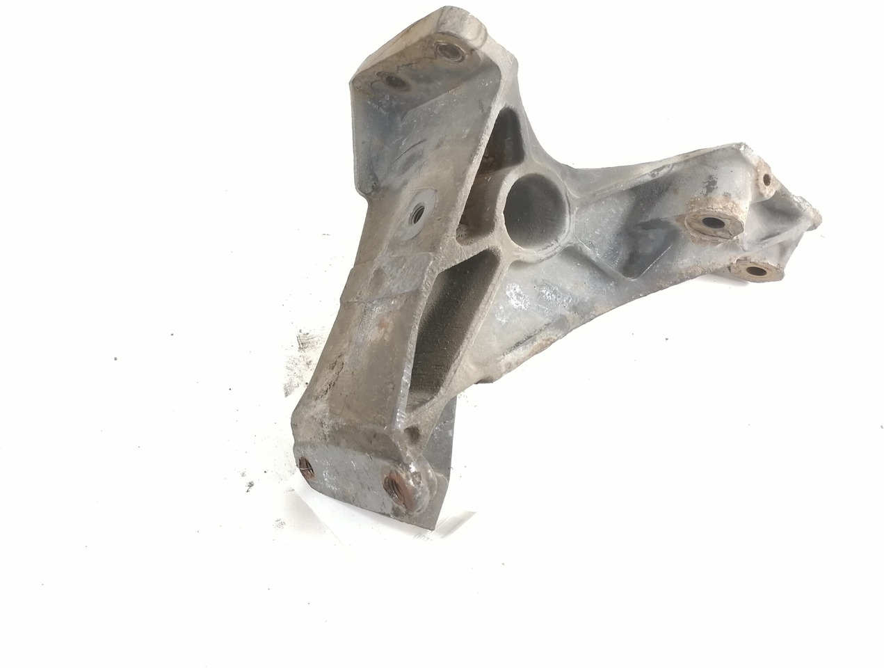 Scania Front bumper carrier 1404478 - Buferis - Kravas automašīna: foto 1 Scania Front bumper carrier 1404478 - Buferis - Kravas automašīna: foto 1
