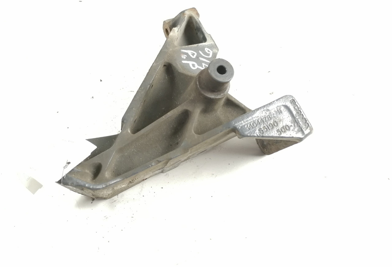 Scania Front bumper carrier 1404478 - Buferis - Kravas automašīna: foto 2 Scania Front bumper carrier 1404478 - Buferis - Kravas automašīna: foto 2