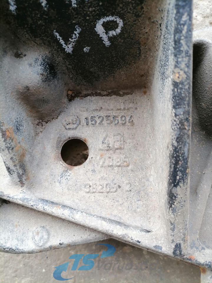 Scania Front bumper carrier 1525694 - Buferis - Kravas automašīna: foto 3 Scania Front bumper carrier 1525694 - Buferis - Kravas automašīna: foto 3