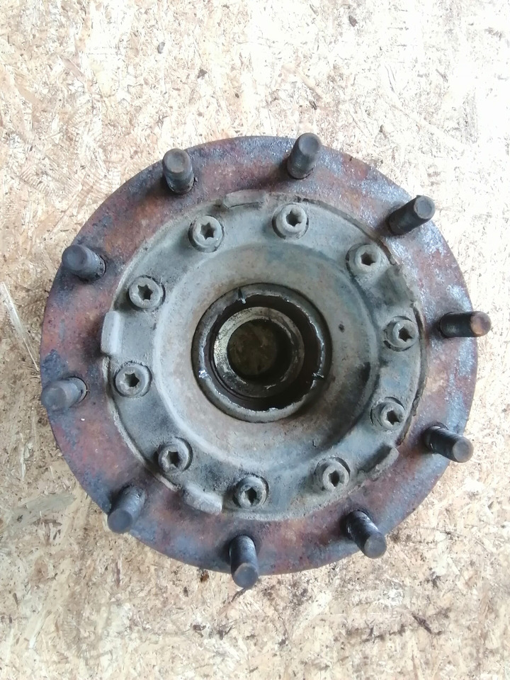 Scania Front hub 1724406 - Rumba - Kravas automašīna: foto 5 Scania Front hub 1724406 - Rumba - Kravas automašīna: foto 5