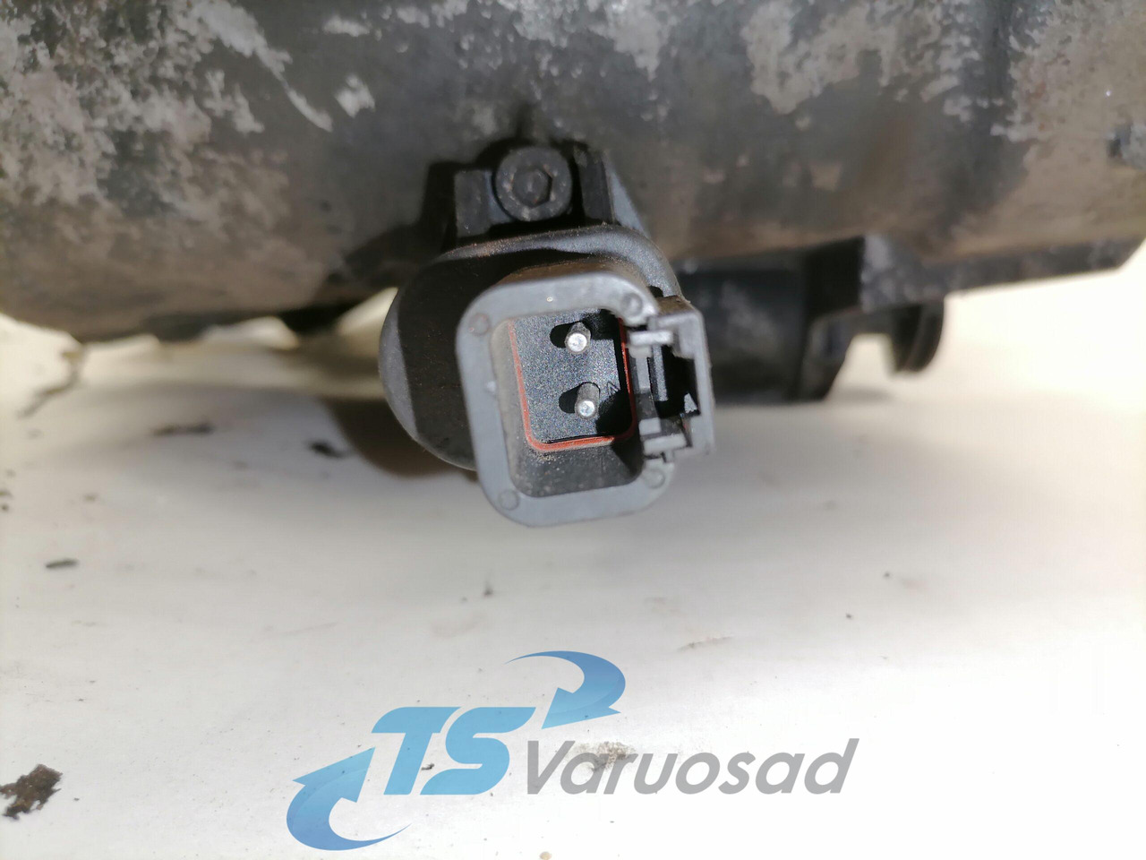 Scania Fuel filter unit 1863221 - Degvielas filtrs - Kravas automašīna: foto 5 Scania Fuel filter unit 1863221 - Degvielas filtrs - Kravas automašīna: foto 5