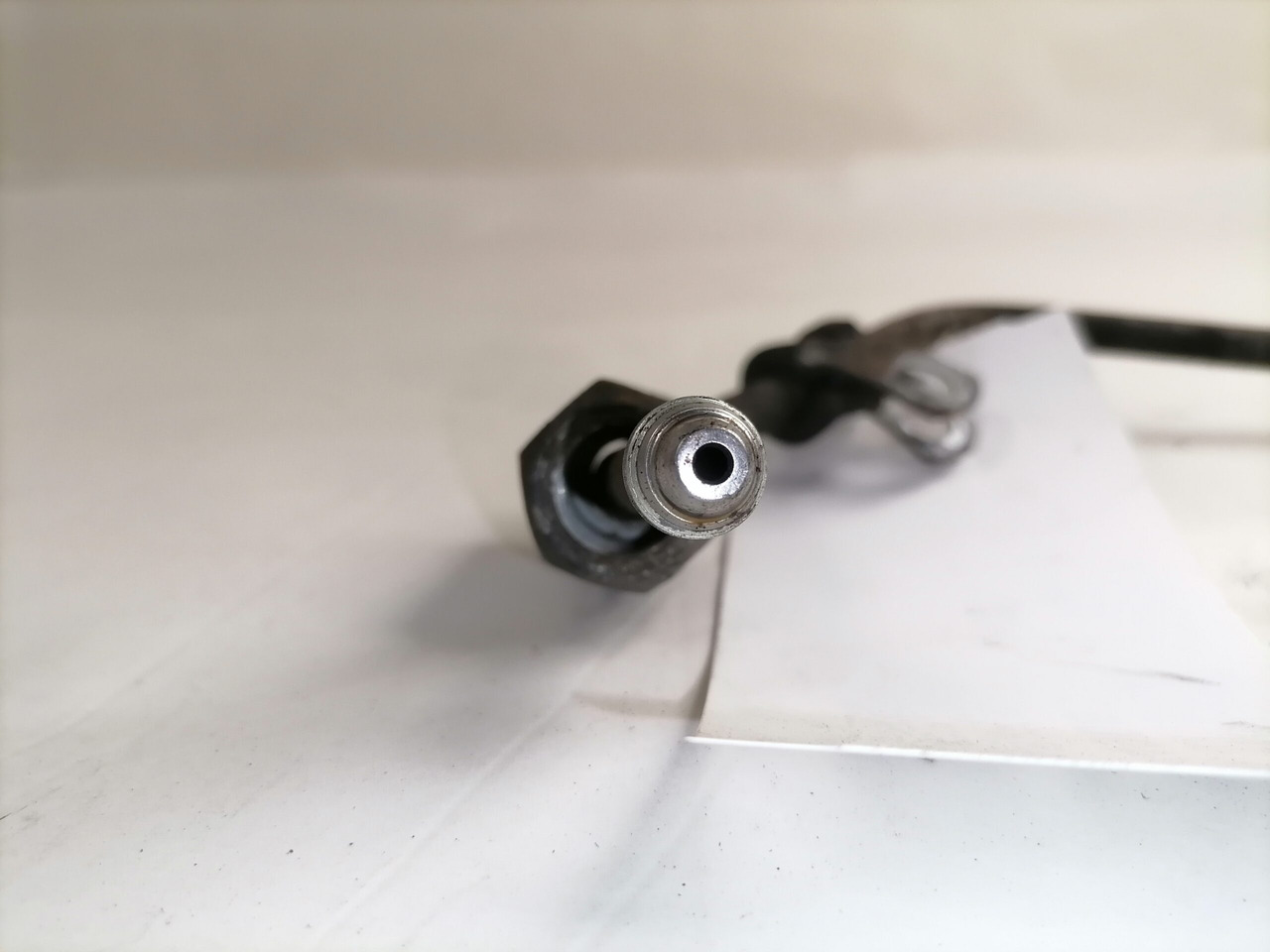 Scania Fuel pipe 1862547 - Degvielas sistēma - Kravas automašīna: foto 2 Scania Fuel pipe 1862547 - Degvielas sistēma - Kravas automašīna: foto 2