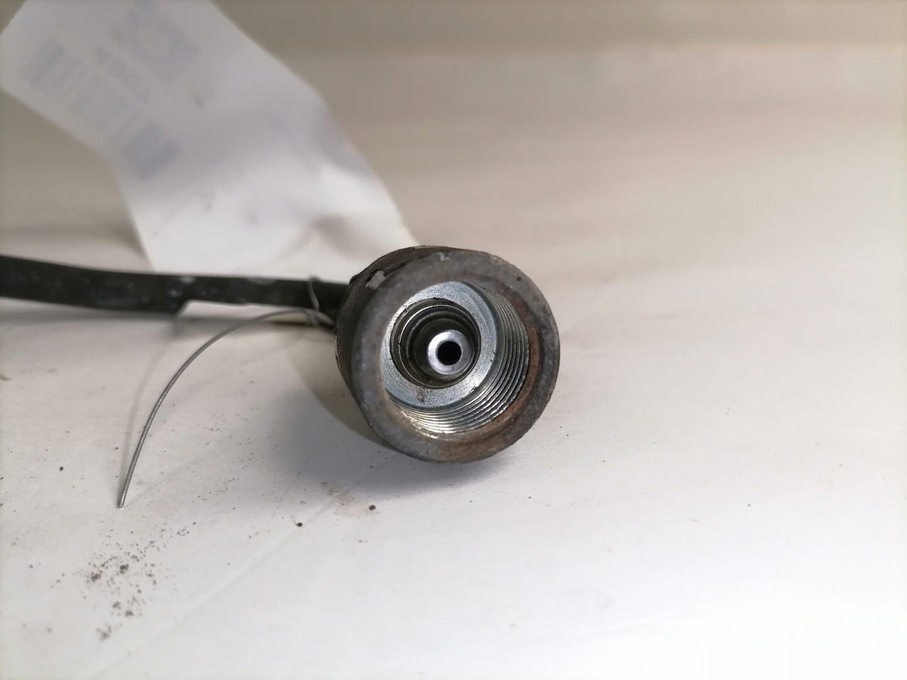 Scania Fuel pipe 1879503 - Degvielas sistēma - Kravas automašīna: foto 2 Scania Fuel pipe 1879503 - Degvielas sistēma - Kravas automašīna: foto 2