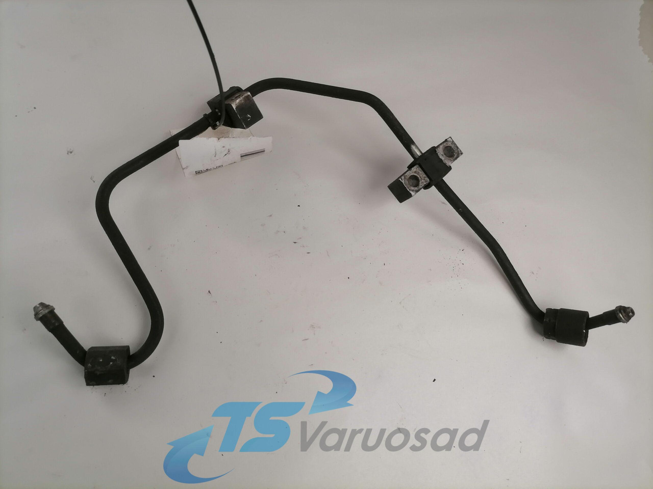 Scania Fuel pipe 1889111 - Degvielas sistēma - Kravas automašīna: foto 1 Scania Fuel pipe 1889111 - Degvielas sistēma - Kravas automašīna: foto 1