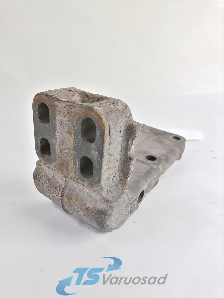 Scania Gearbox bracket 1404300 - Pārnesumkārba un rezerves daļas - Kravas automašīna: foto 4 Scania Gearbox bracket 1404300 - Pārnesumkārba un rezerves daļas - Kravas automašīna: foto 4