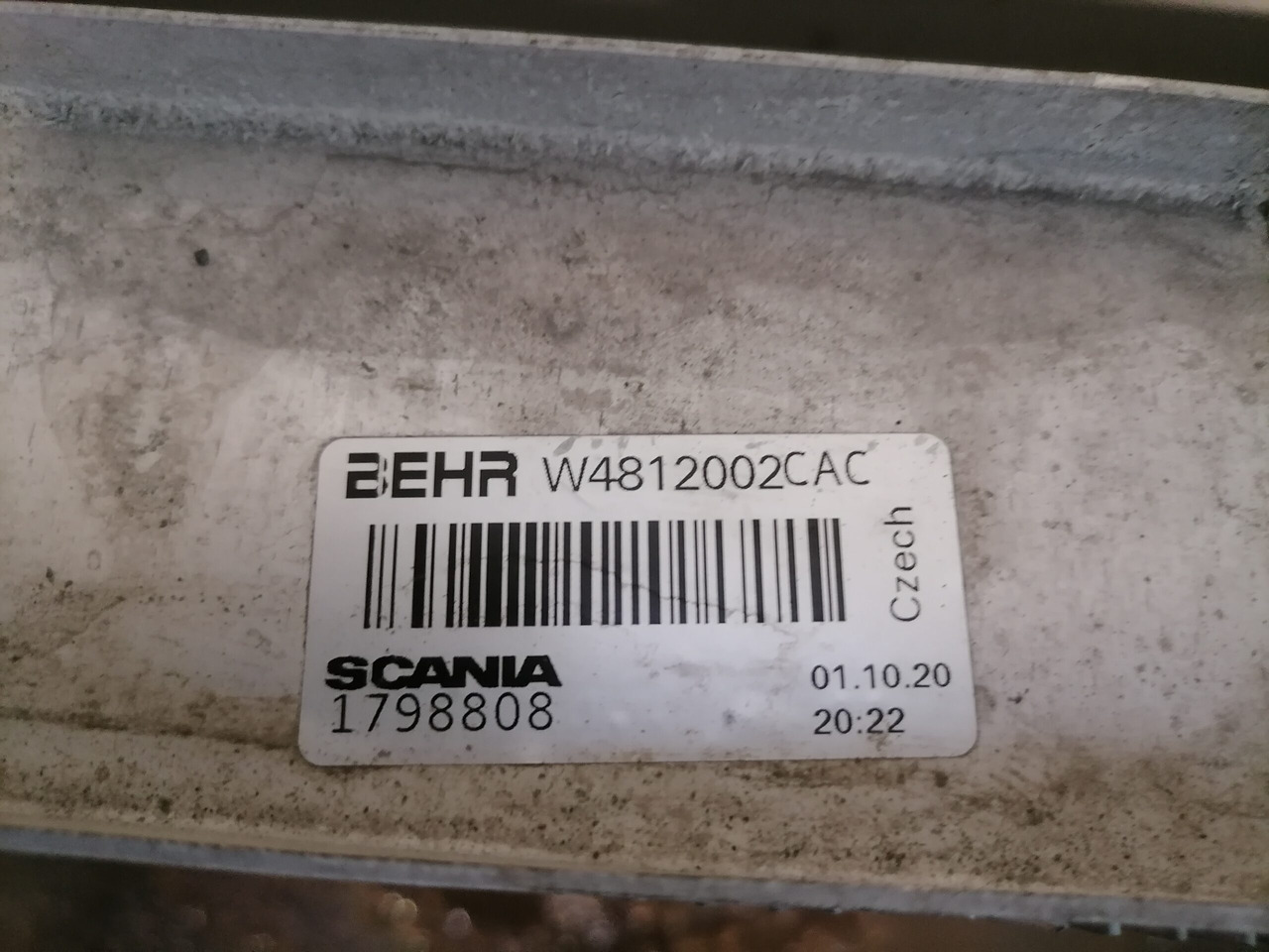 Scania Intercooler radiator 1798808 - Interkūlers - Kravas automašīna: foto 2 Scania Intercooler radiator 1798808 - Interkūlers - Kravas automašīna: foto 2
