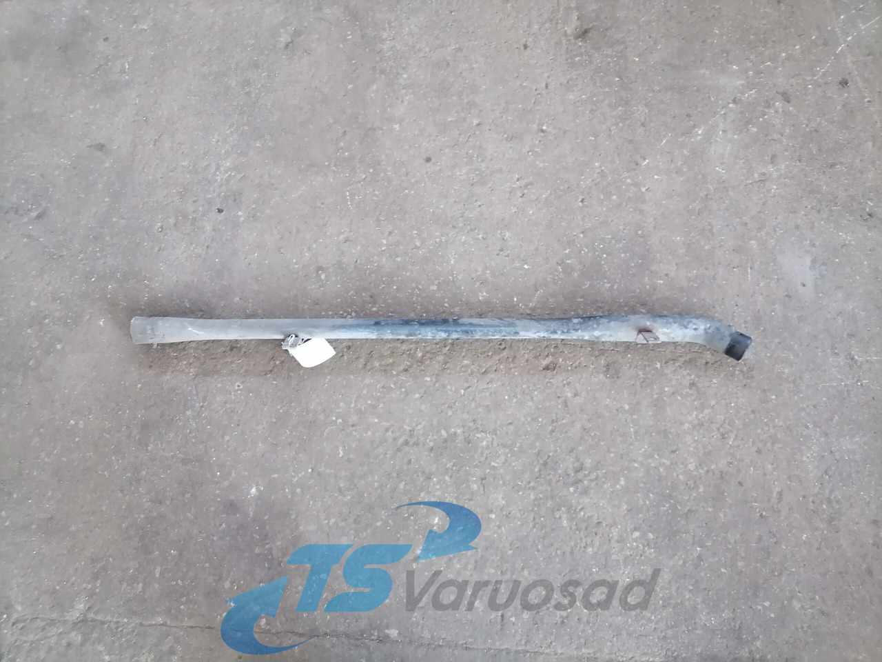 Scania Jahutusvedeliku toru, retarder 1781926 - Dzesēšanas sistēma - Kravas automašīna: foto 1 Scania Jahutusvedeliku toru, retarder 1781926 - Dzesēšanas sistēma - Kravas automašīna: foto 1