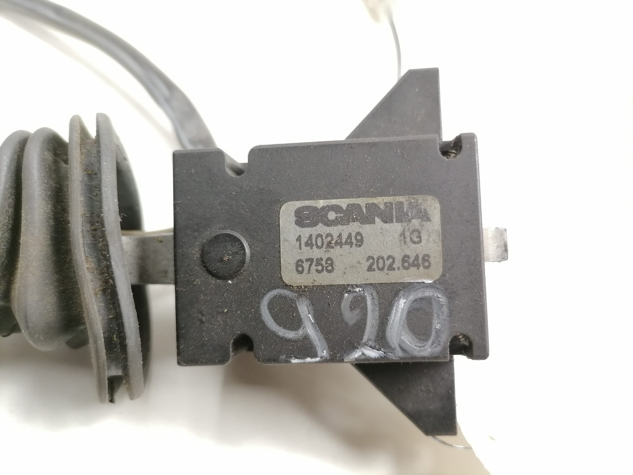 Scania Juhtkang, suunatuled 1402449 - Elektrosistēma - Kravas automašīna: foto 3 Scania Juhtkang, suunatuled 1402449 - Elektrosistēma - Kravas automašīna: foto 3