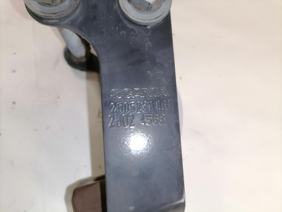 Scania Kabiini õhkpadja kandur 2505231 - Kabīnes piekare - Kravas automašīna: foto 5 Scania Kabiini õhkpadja kandur 2505231 - Kabīnes piekare - Kravas automašīna: foto 5