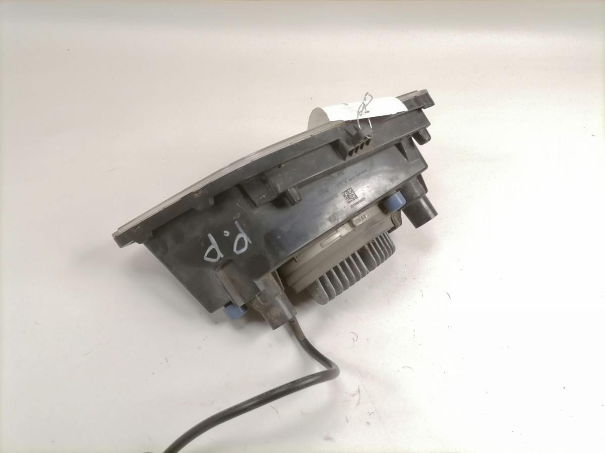 Scania Kaugtuli 2535367 - Gaismas/ Apgaismojums - Kravas automašīna: foto 3 Scania Kaugtuli 2535367 - Gaismas/ Apgaismojums - Kravas automašīna: foto 3