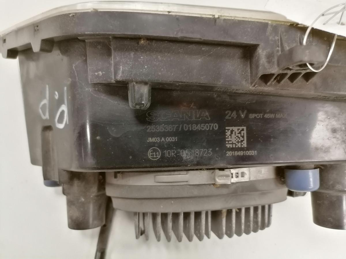 Scania Kaugtuli 2535367 - Gaismas/ Apgaismojums - Kravas automašīna: foto 4 Scania Kaugtuli 2535367 - Gaismas/ Apgaismojums - Kravas automašīna: foto 4