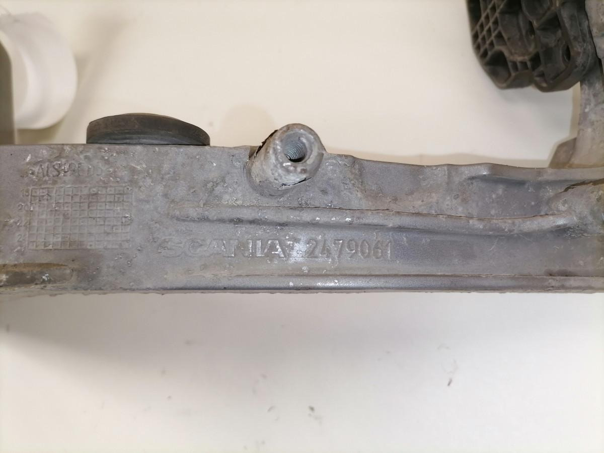 Scania Light bracket 2479061 - Gaismas/ Apgaismojums - Kravas automašīna: foto 4 Scania Light bracket 2479061 - Gaismas/ Apgaismojums - Kravas automašīna: foto 4