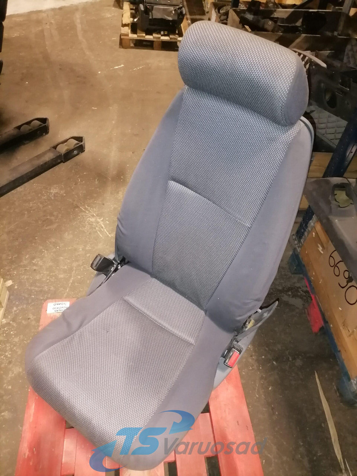 Scania Passenger seat 1797511 - Sēdeklis - Kravas automašīna: foto 1 Scania Passenger seat 1797511 - Sēdeklis - Kravas automašīna: foto 1