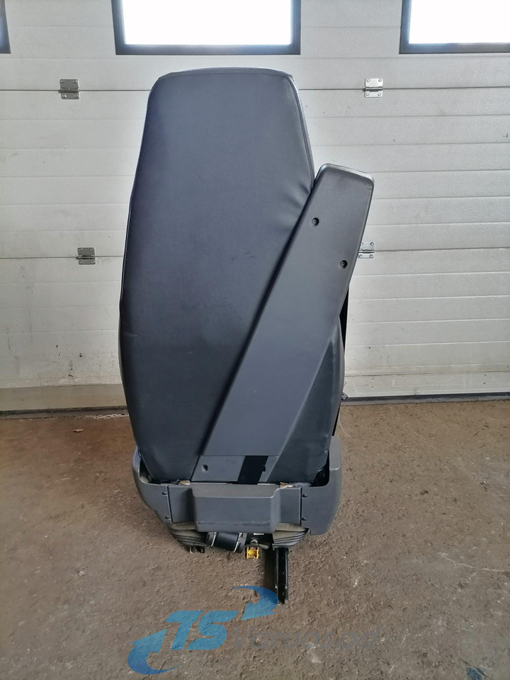 Scania Passenger seat 2189659 - Sēdeklis - Kravas automašīna: foto 4 Scania Passenger seat 2189659 - Sēdeklis - Kravas automašīna: foto 4