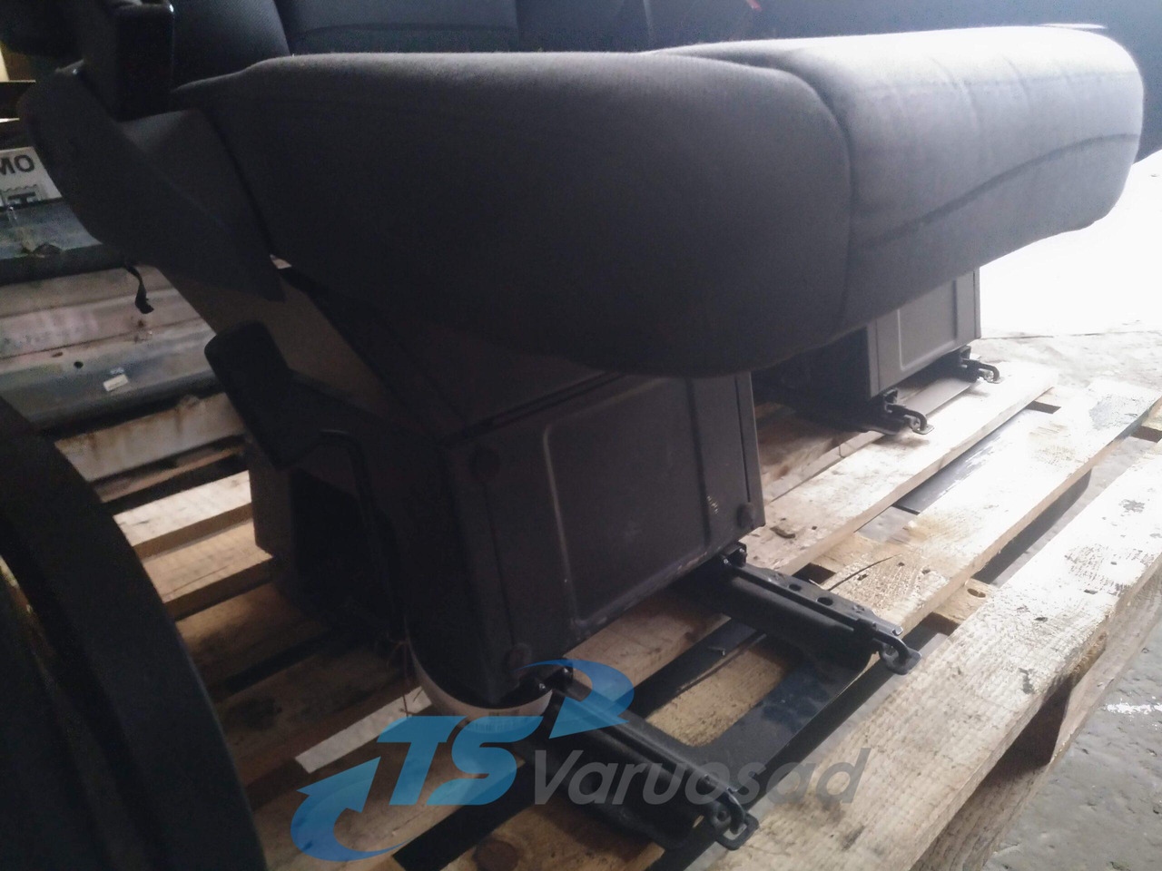 Scania Passenger seat - Sēdeklis - Kravas automašīna: foto 3 Scania Passenger seat - Sēdeklis - Kravas automašīna: foto 3