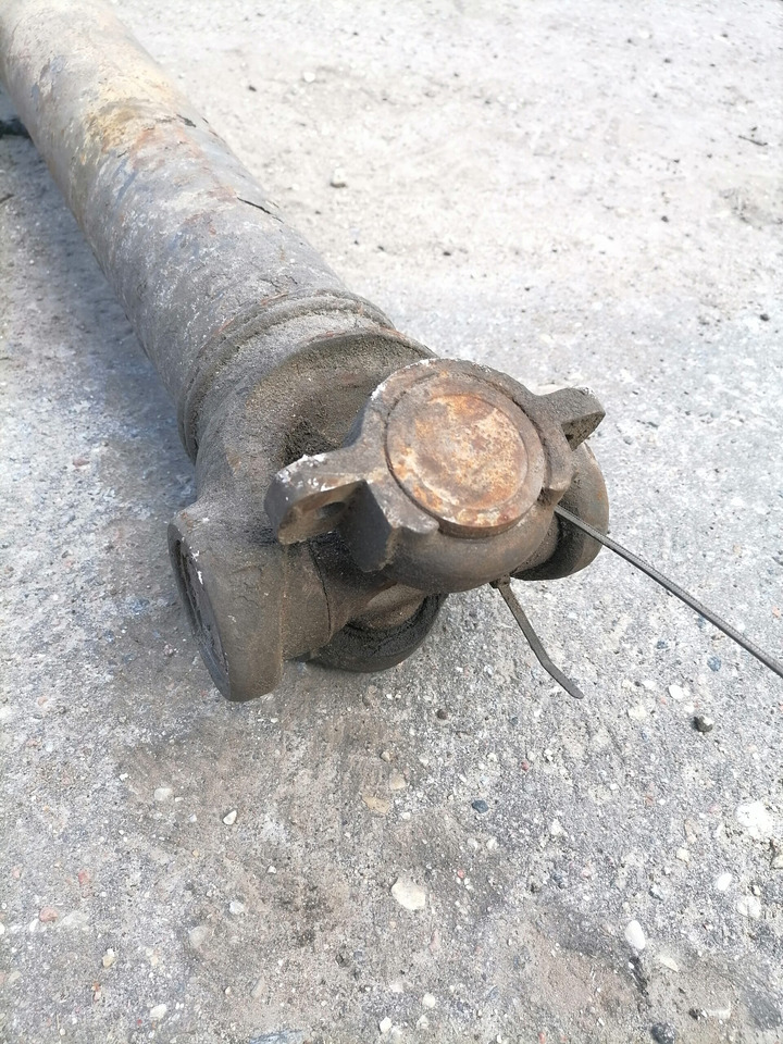 Scania Propeller shaft 1758609 - Kardānvārpsta - Kravas automašīna: foto 4 Scania Propeller shaft 1758609 - Kardānvārpsta - Kravas automašīna: foto 4