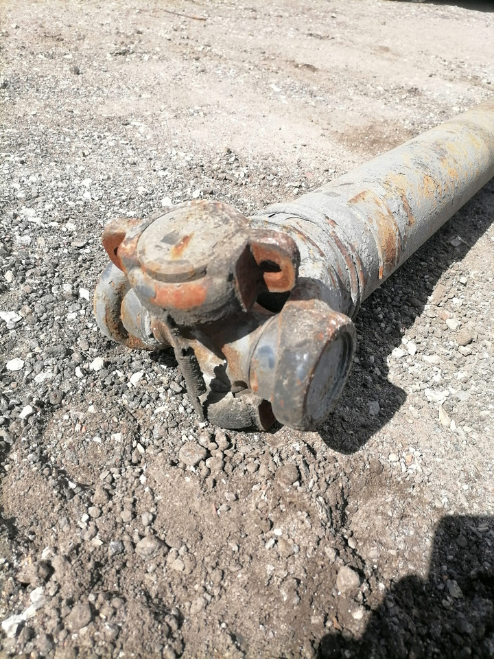 Scania Propeller shaft 1758615 - Kardānvārpsta - Kravas automašīna: foto 3 Scania Propeller shaft 1758615 - Kardānvārpsta - Kravas automašīna: foto 3