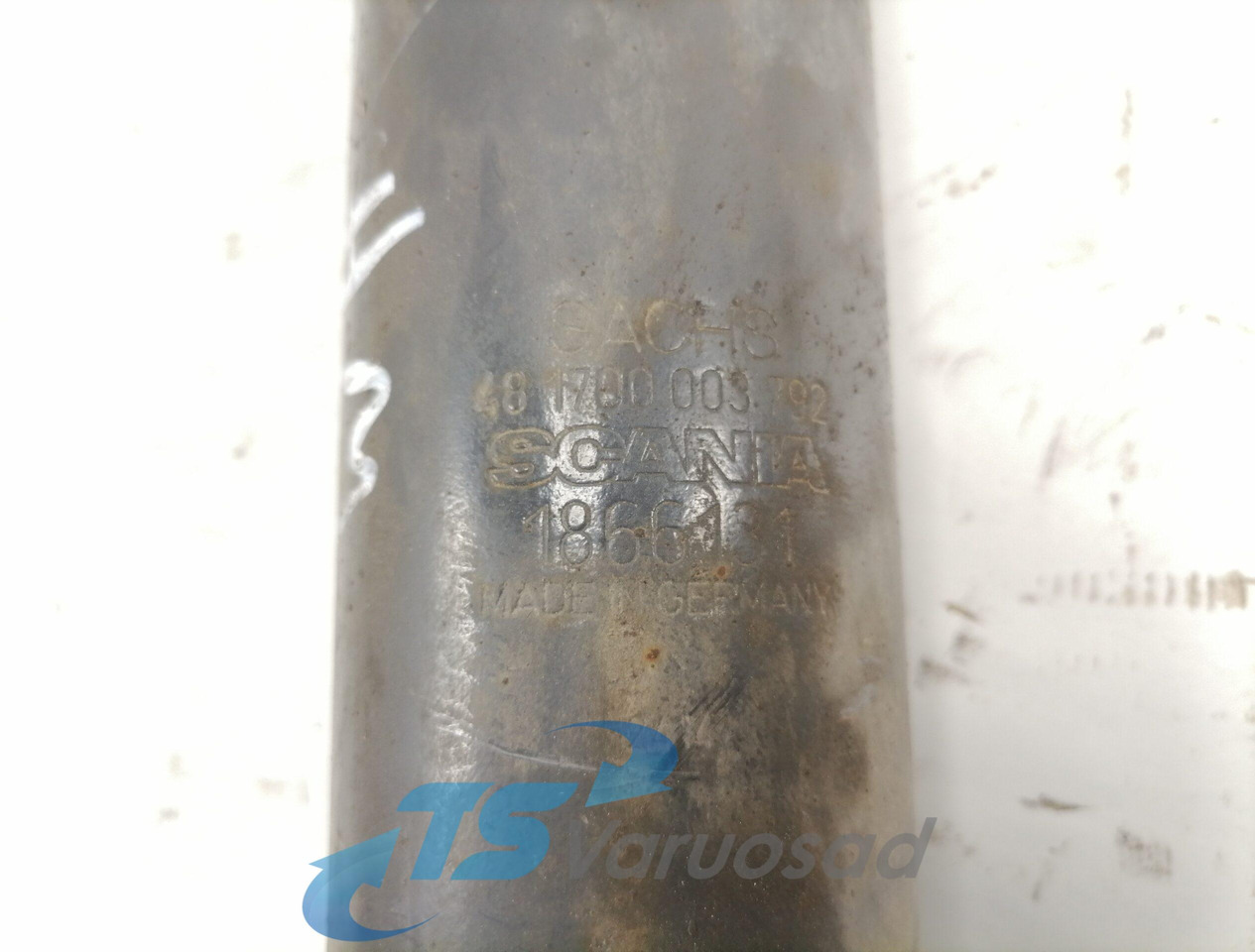 Scania Rear axel shock absorber 1866131 - Amortizators - Kravas automašīna: foto 3 Scania Rear axel shock absorber 1866131 - Amortizators - Kravas automašīna: foto 3