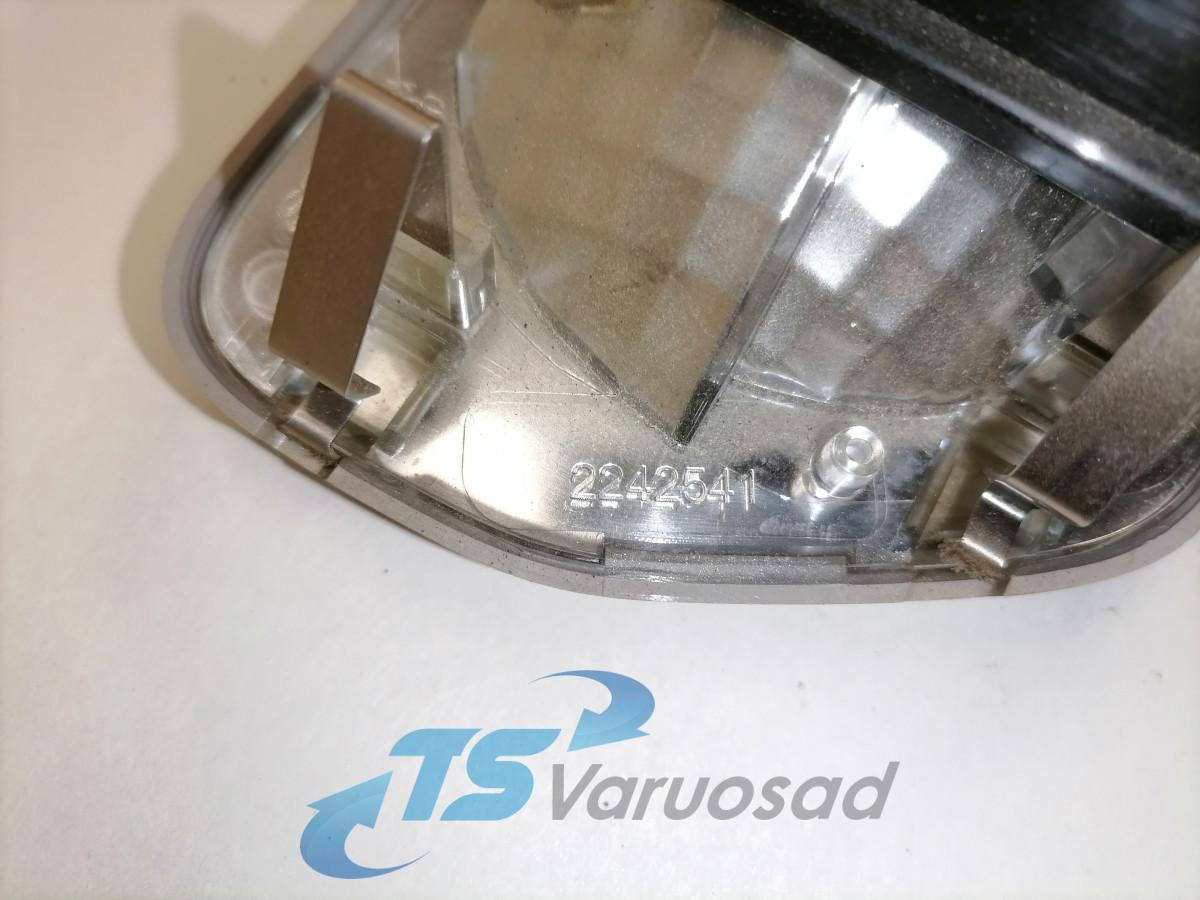Scania Salongi valgusti 2242541 - Universāla rezerves daļa - Kravas automašīna: foto 5 Scania Salongi valgusti 2242541 - Universāla rezerves daļa - Kravas automašīna: foto 5