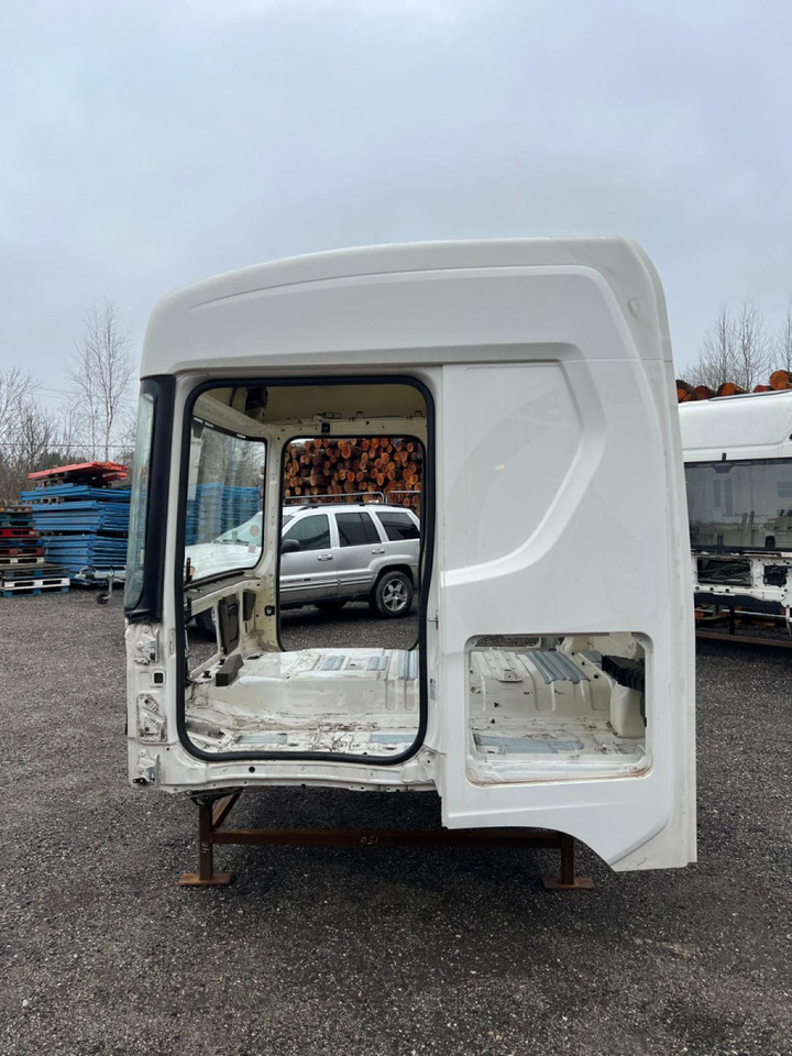 Scania Scania kabiin CR20N CR20N - Kabīne un interjers - Kravas automašīna: foto 3 Scania Scania kabiin CR20N CR20N - Kabīne un interjers - Kravas automašīna: foto 3