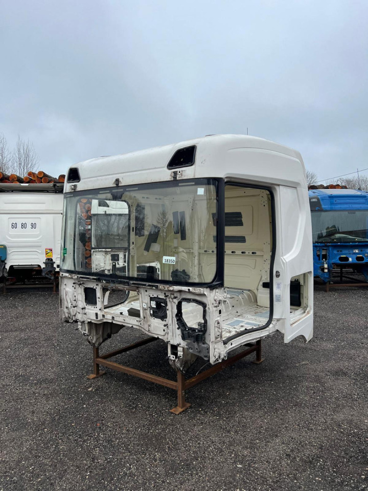 Scania Scania kabiin CR20N CR20N - Kabīne un interjers - Kravas automašīna: foto 1 Scania Scania kabiin CR20N CR20N - Kabīne un interjers - Kravas automašīna: foto 1