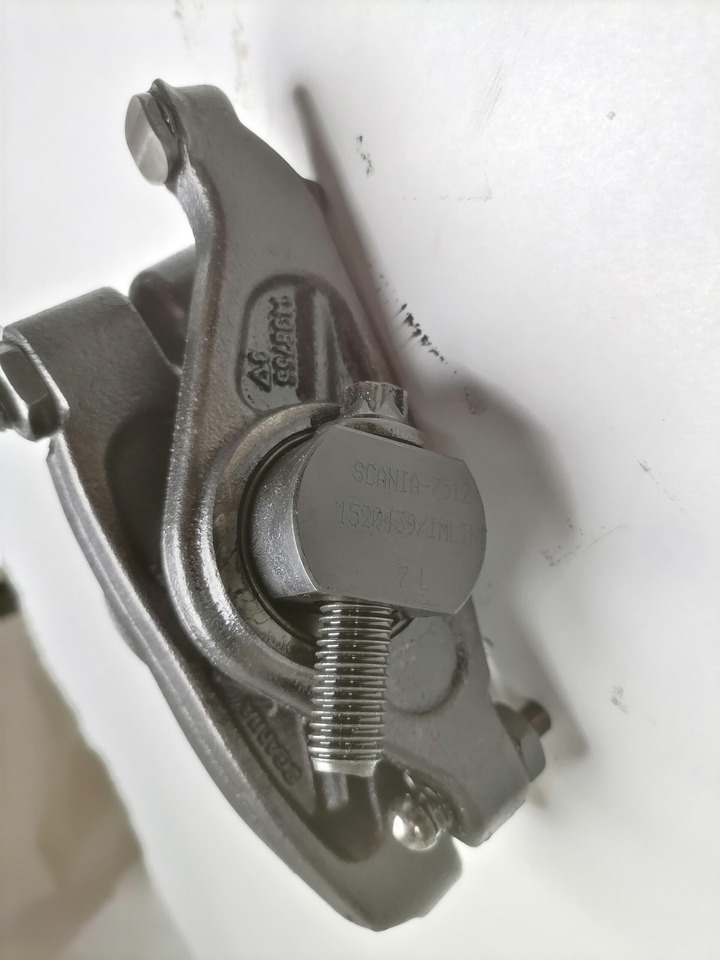 Scania Set of rockers with shaft 1520439 - Universāla rezerves daļa - Kravas automašīna: foto 3 Scania Set of rockers with shaft 1520439 - Universāla rezerves daļa - Kravas automašīna: foto 3