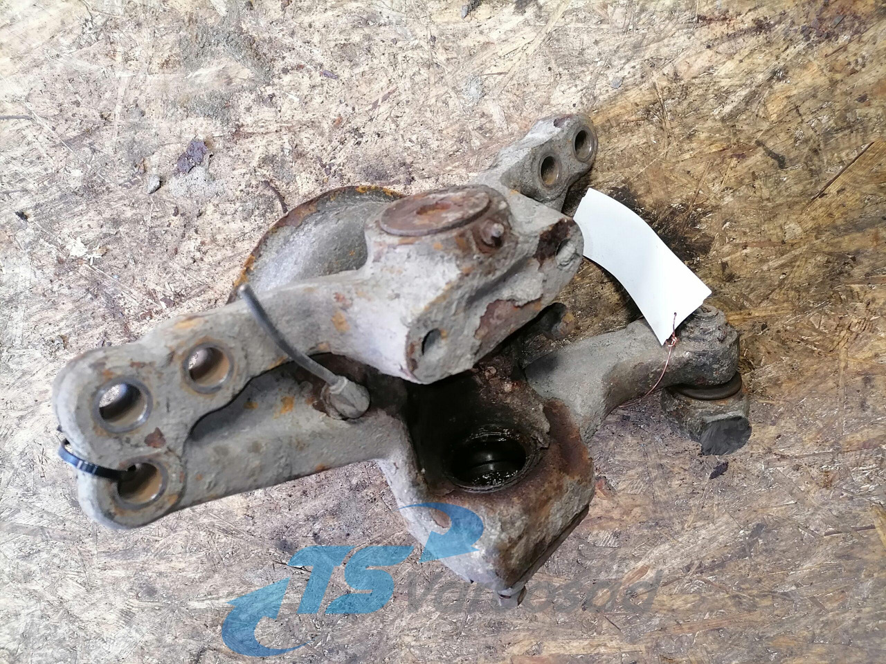 Scania Steering knuckle 1895928 - Asis un rezerves daļas - Kravas automašīna: foto 5 Scania Steering knuckle 1895928 - Asis un rezerves daļas - Kravas automašīna: foto 5
