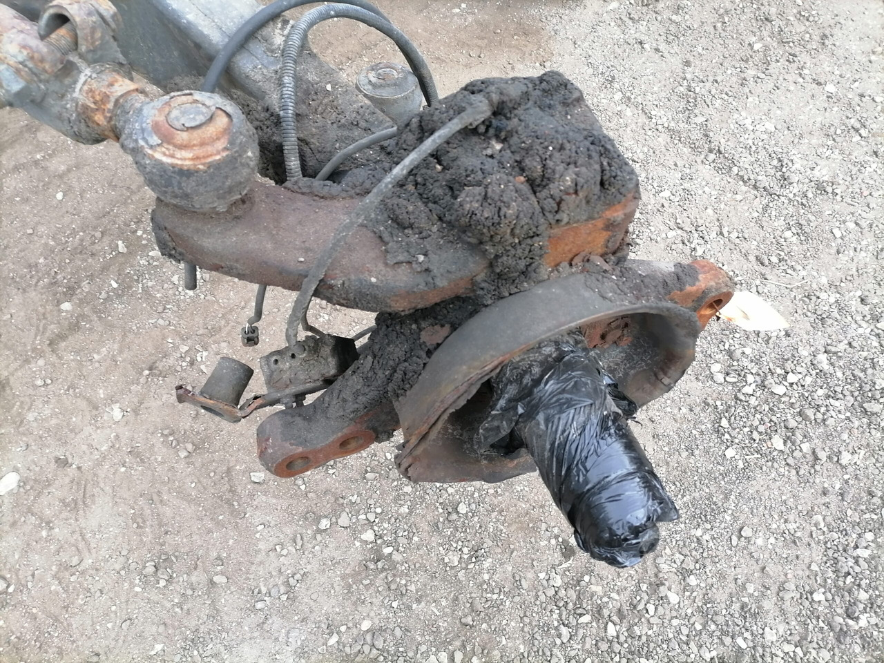 Scania Steering knuckle 1895928 - Asis un rezerves daļas - Kravas automašīna: foto 1 Scania Steering knuckle 1895928 - Asis un rezerves daļas - Kravas automašīna: foto 1