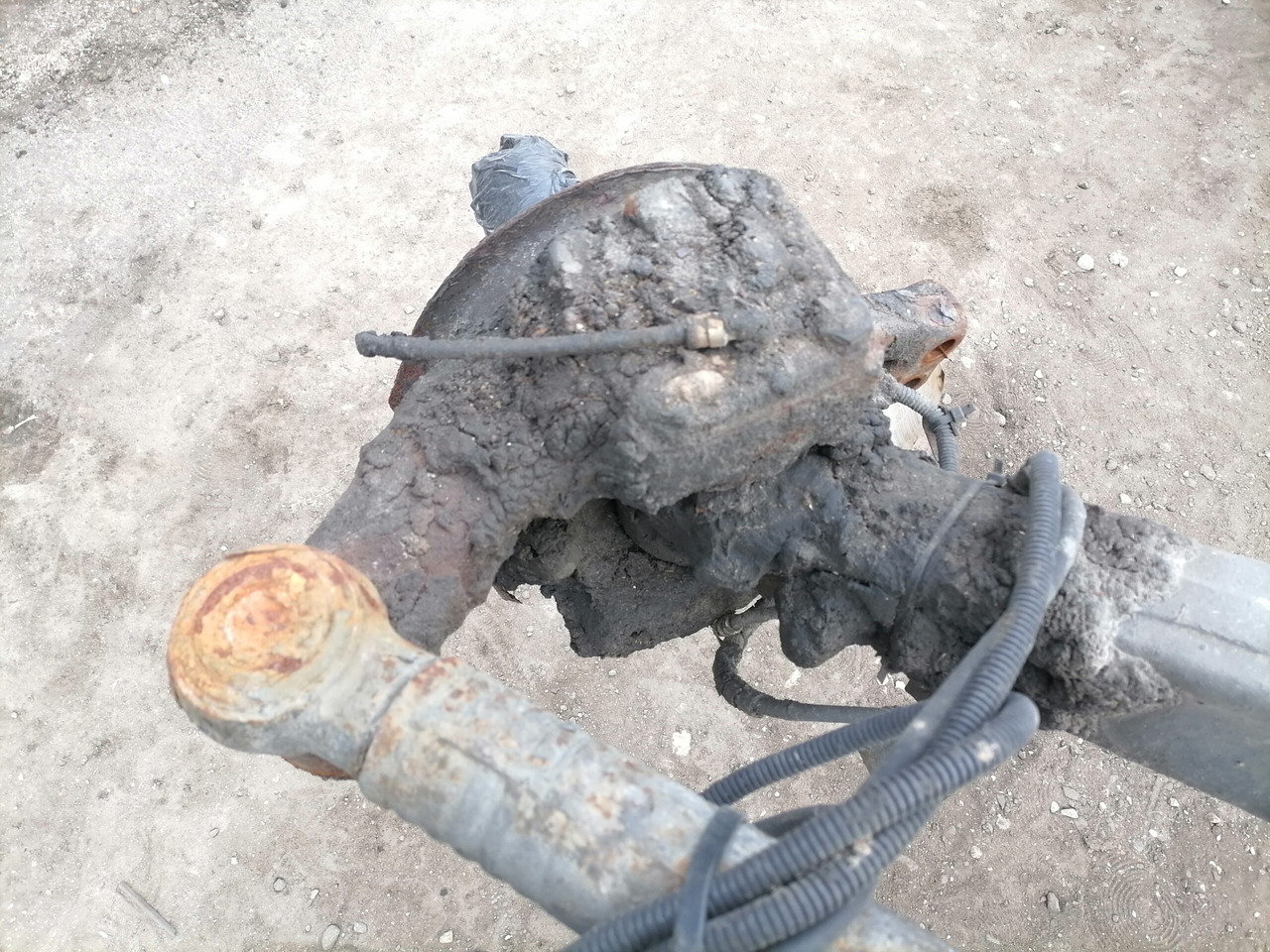 Scania Steering knuckle 1895937 - Asis un rezerves daļas - Kravas automašīna: foto 2 Scania Steering knuckle 1895937 - Asis un rezerves daļas - Kravas automašīna: foto 2