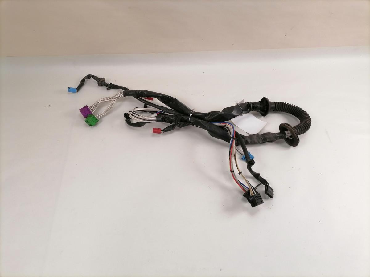 Scania Ukse juhtmestik 2123821 - Durvis un rezerves daļas - Kravas automašīna: foto 2 Scania Ukse juhtmestik 2123821 - Durvis un rezerves daļas - Kravas automašīna: foto 2