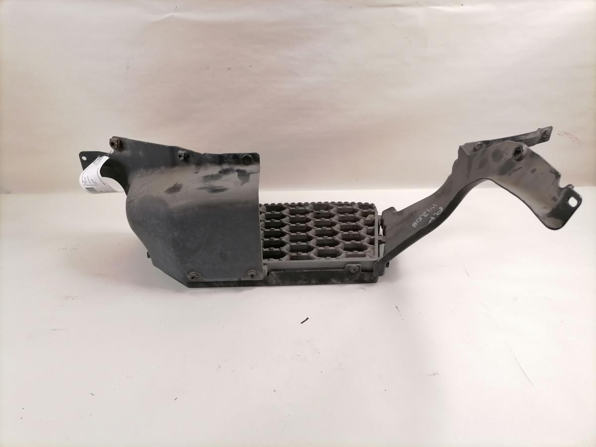 Scania Ülemine astmelaud, parem 2418455 - Pakāpiens - Kravas automašīna: foto 2 Scania Ülemine astmelaud, parem 2418455 - Pakāpiens - Kravas automašīna: foto 2