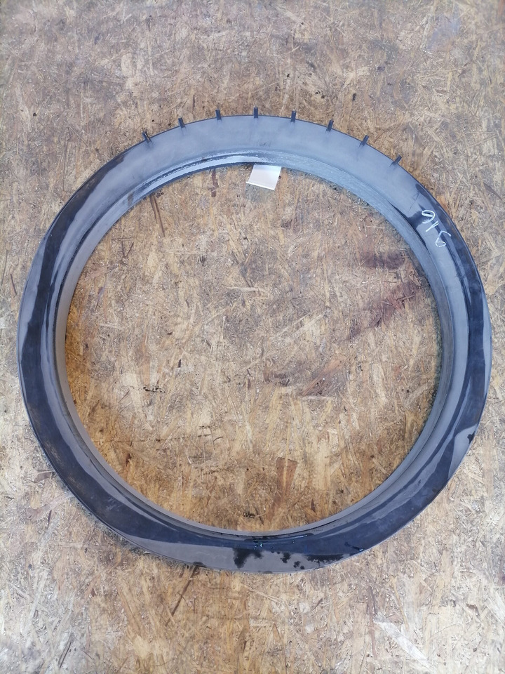 Scania Ventilaatori metallrõngas 1788048 - Radiators - Kravas automašīna: foto 4 Scania Ventilaatori metallrõngas 1788048 - Radiators - Kravas automašīna: foto 4