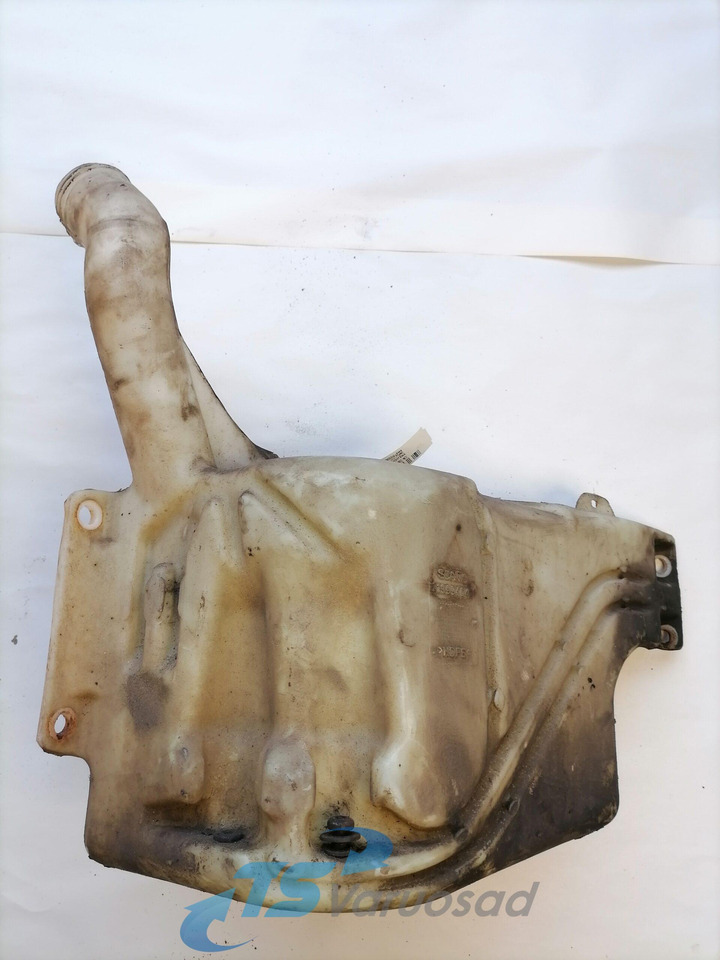 Scania Windscreen washer fluid tank 1399464 - Stikla tīrītājs - Kravas automašīna: foto 1 Scania Windscreen washer fluid tank 1399464 - Stikla tīrītājs - Kravas automašīna: foto 1