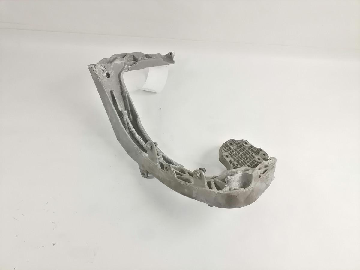 Scania light bracket 2479060 - Gaismas/ Apgaismojums - Kravas automašīna: foto 3 Scania light bracket 2479060 - Gaismas/ Apgaismojums - Kravas automašīna: foto 3