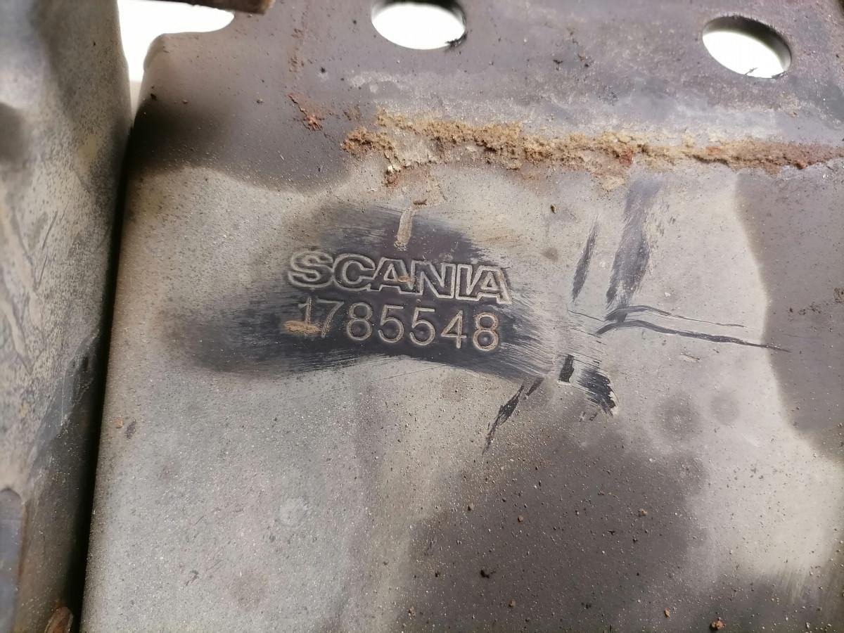 Scania lower grille carrier hinge 1785548 - Radiatora reste - Kravas automašīna: foto 5 Scania lower grille carrier hinge 1785548 - Radiatora reste - Kravas automašīna: foto 5