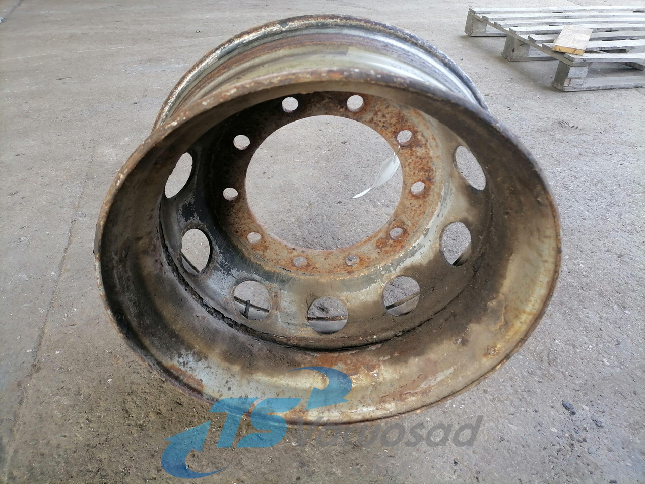 Universaalne Velg 22.5x8.25 225x825 - Riepas un diski - Kravas automašīna: foto 4 Universaalne Velg 22.5x8.25 225x825 - Riepas un diski - Kravas automašīna: foto 4