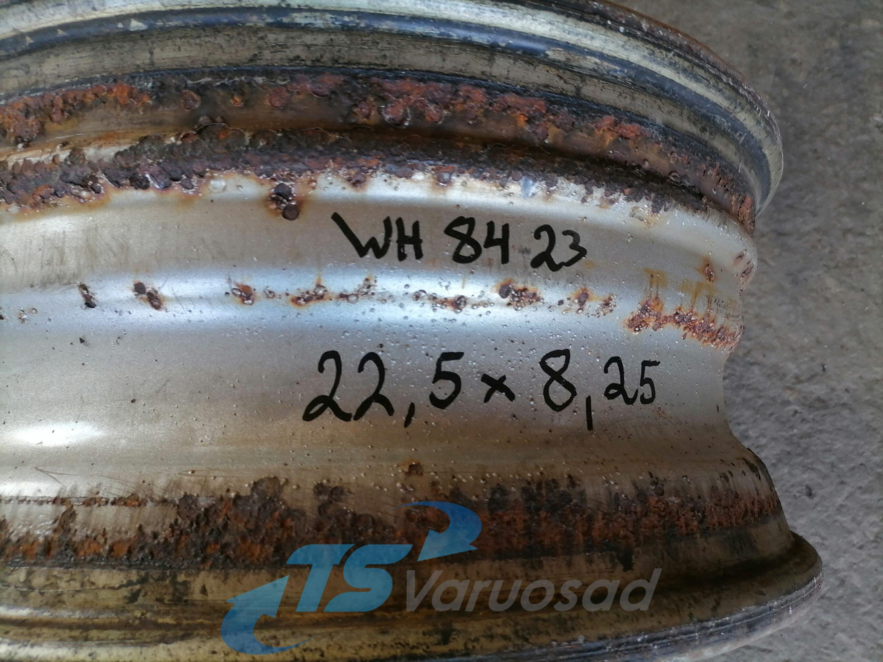 Universaalne Velg 22.5x8.25 225x825 - Riepas un diski - Kravas automašīna: foto 2 Universaalne Velg 22.5x8.25 225x825 - Riepas un diski - Kravas automašīna: foto 2